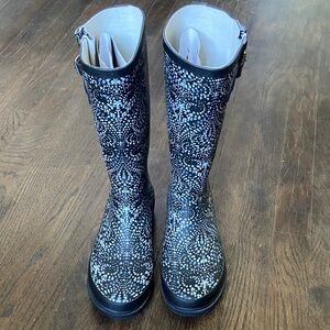 Sale! Black and Grey Patterned Rain Boots, size 7, Western Chief